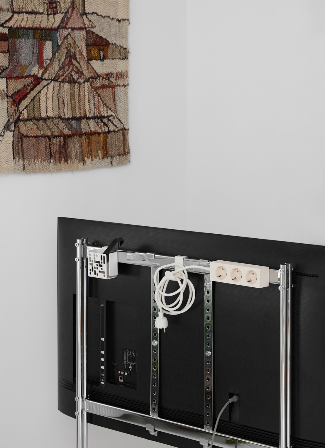 Pedestal Moon Rollin' TV standaard 107 cm - detail 5 metallic
