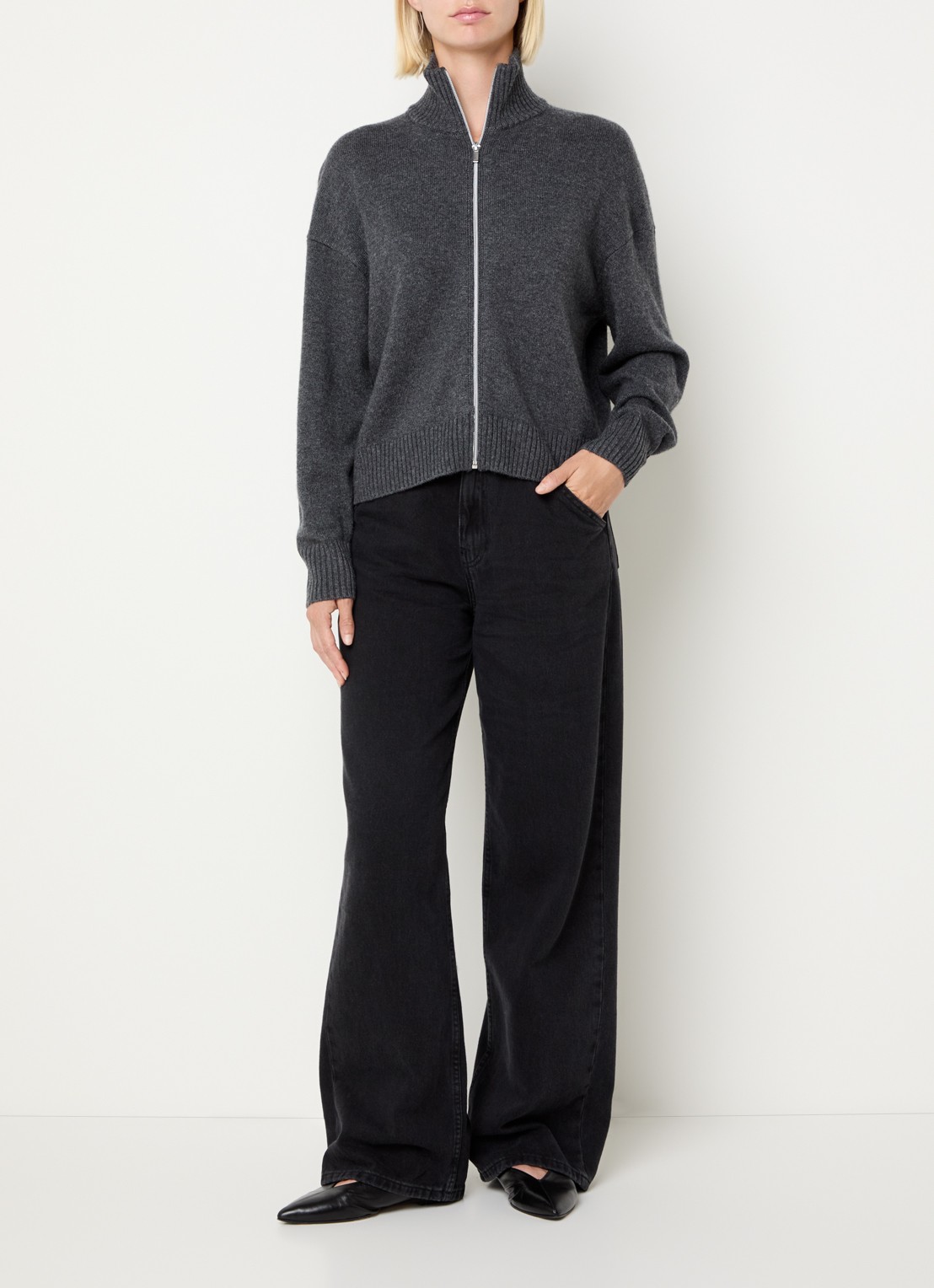 Pennyblack Antares fijngebreid vest in wolblend - voorkant 4 donkergrijs