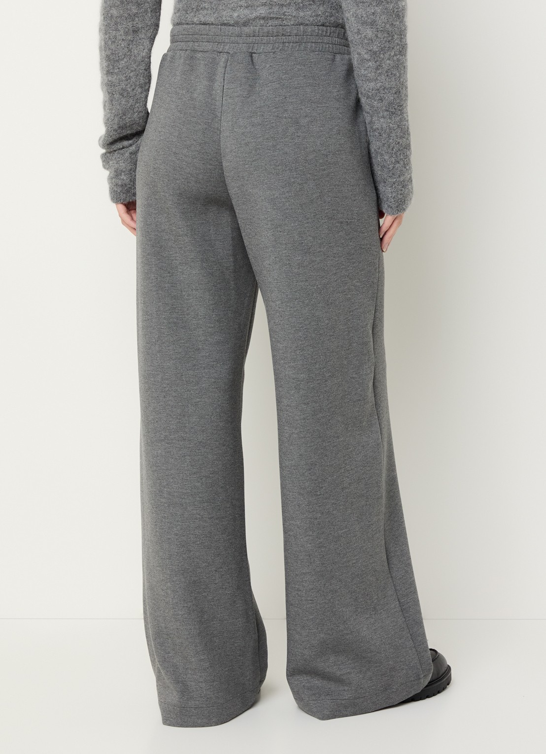 Pennyblack Attilia high waist wide fit broek met persplooi - achterkant 3 grijsmele
