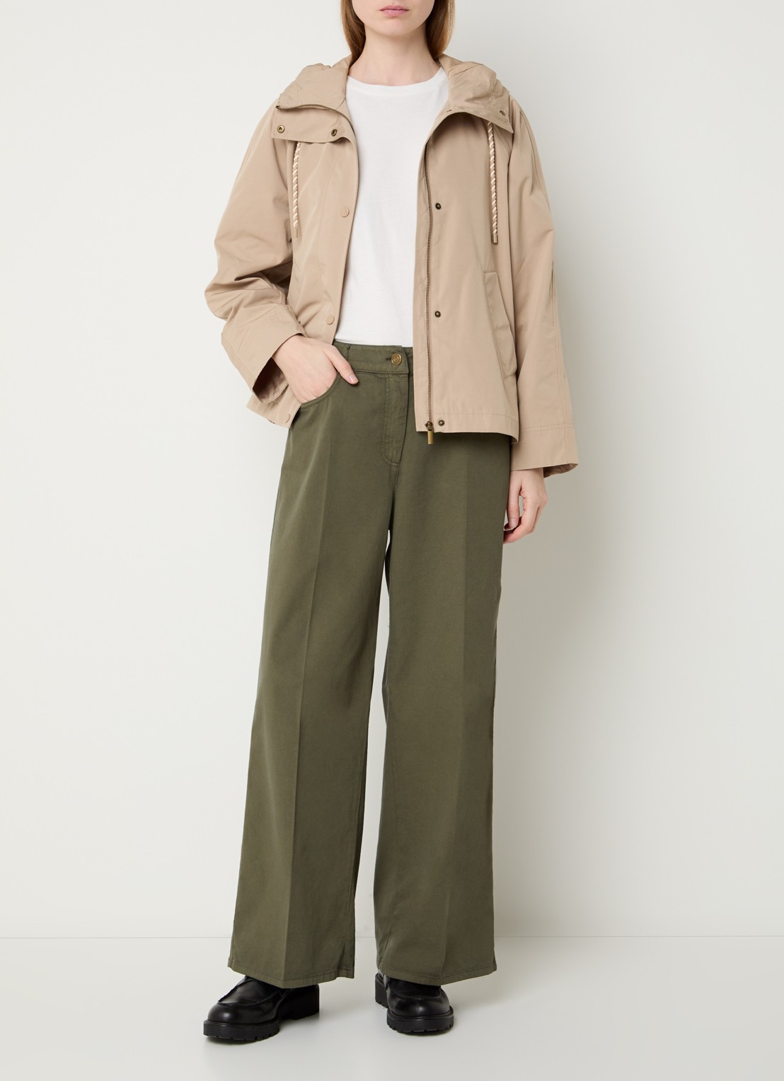 Pennyblack Balpino jack met capuchon en steekzakken - voorkant 2 beige