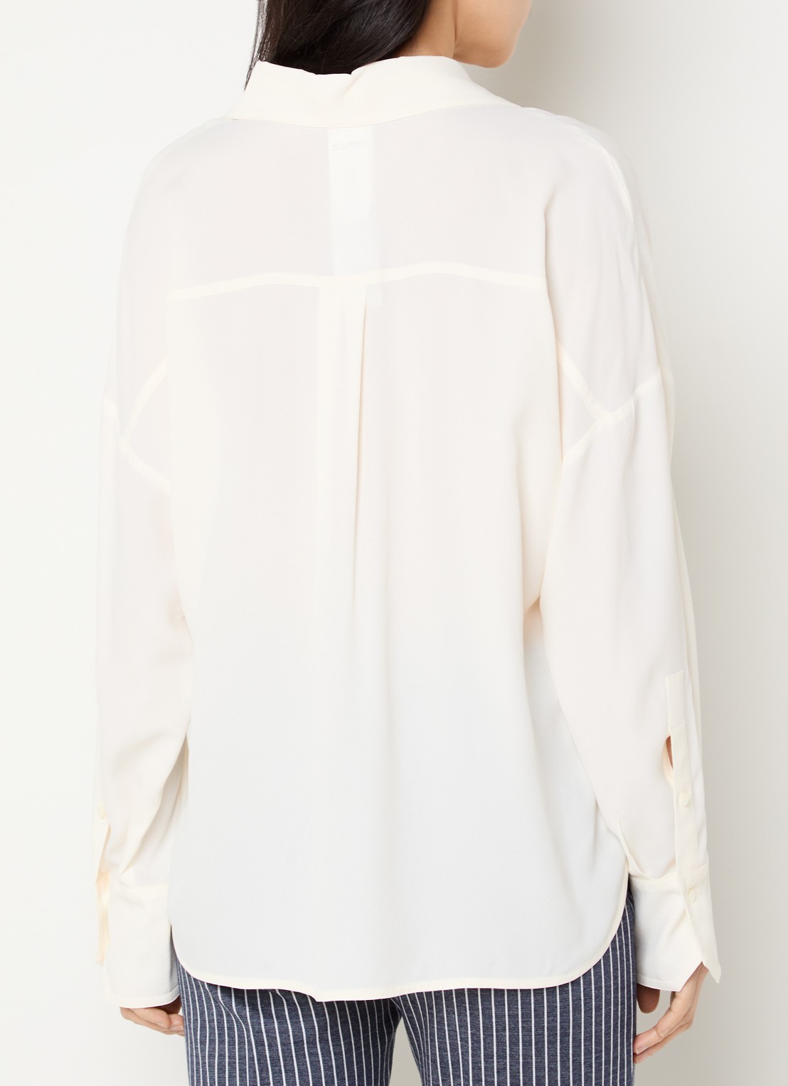 Pennyblack Blouse met borstzak en V-hals - achterkant 4 ivoor