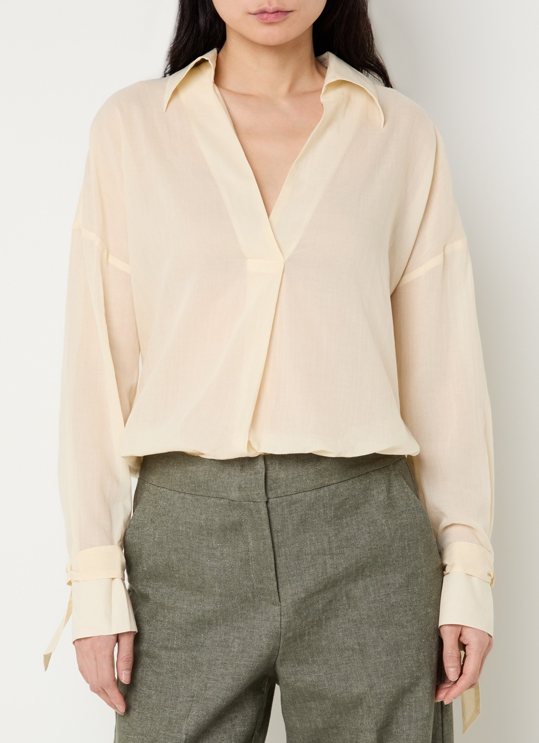 Pennyblack Blouse met V-hals - detail 2 ivoor