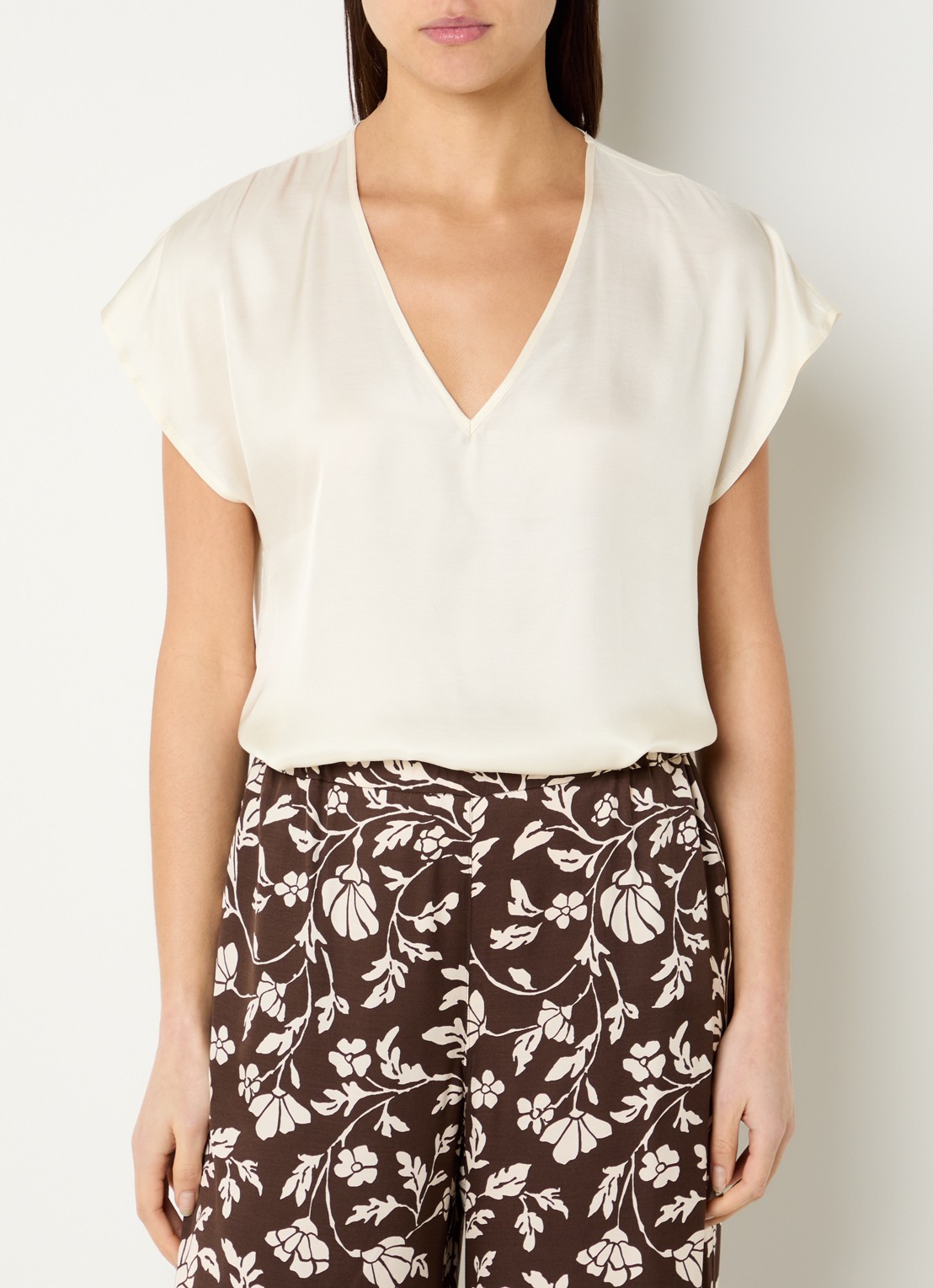 Pennyblack Chiffon top van satijn - detail 2 ivoor