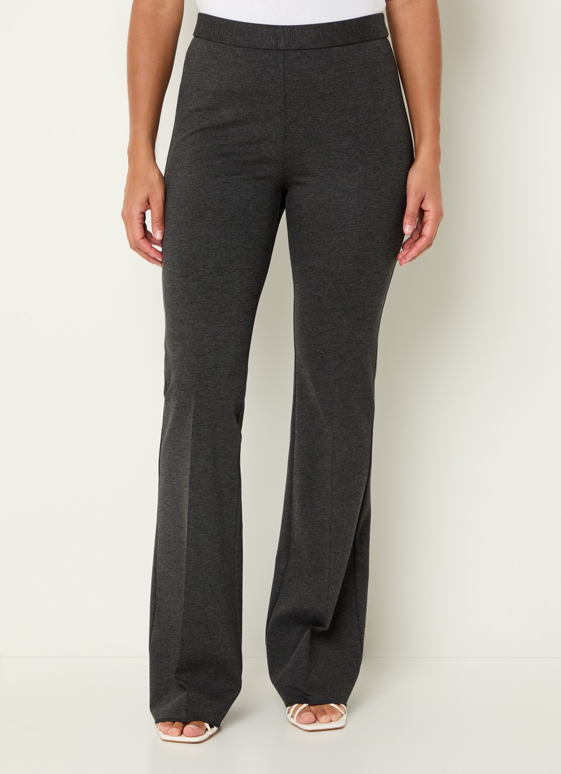Pennyblack High waist flared fit joggingbroek met steekzakken - detail 4 donkergrijs