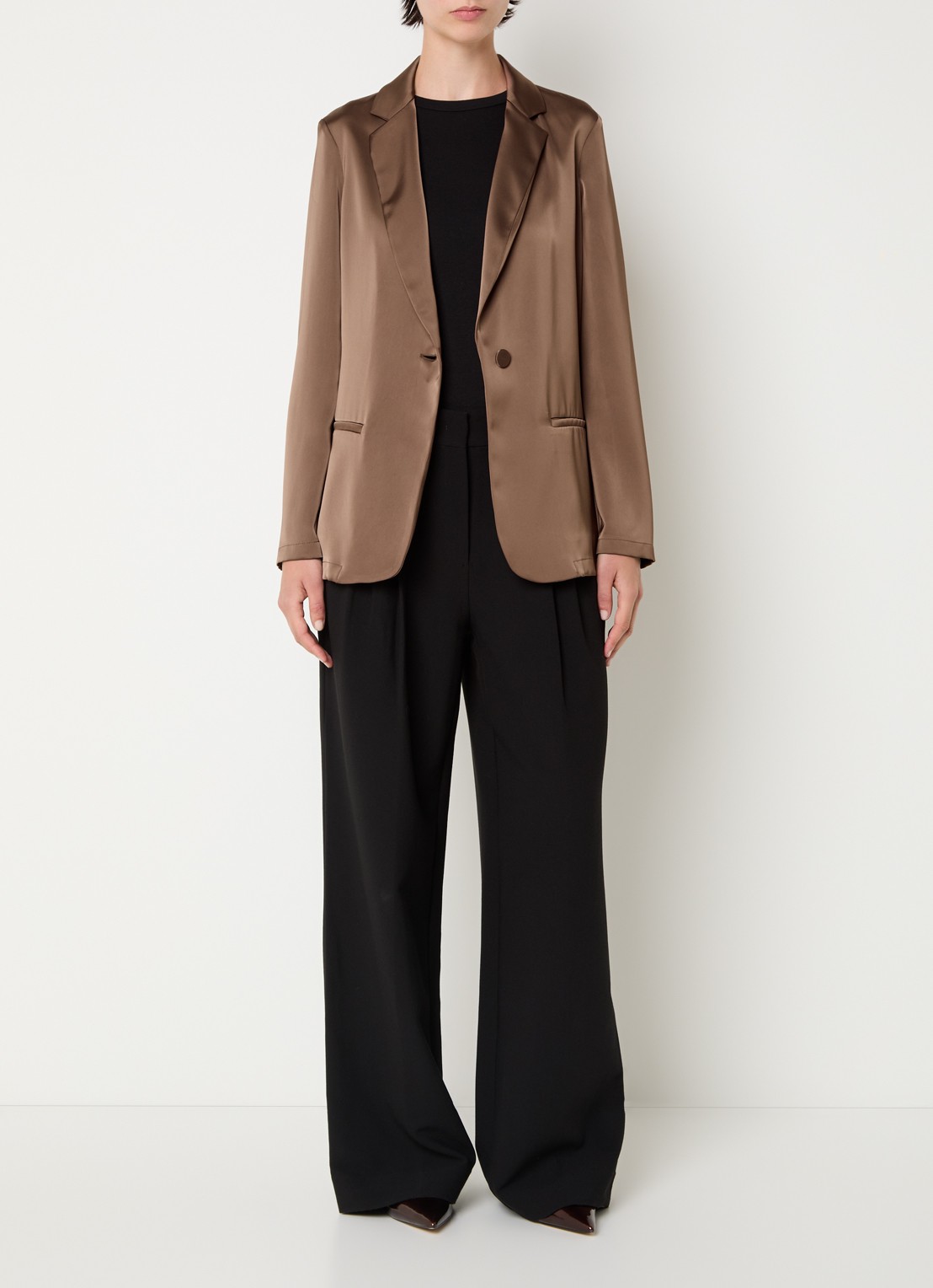 Pennyblack Tana blazer met paspelzakken - voorkant 3 bruin