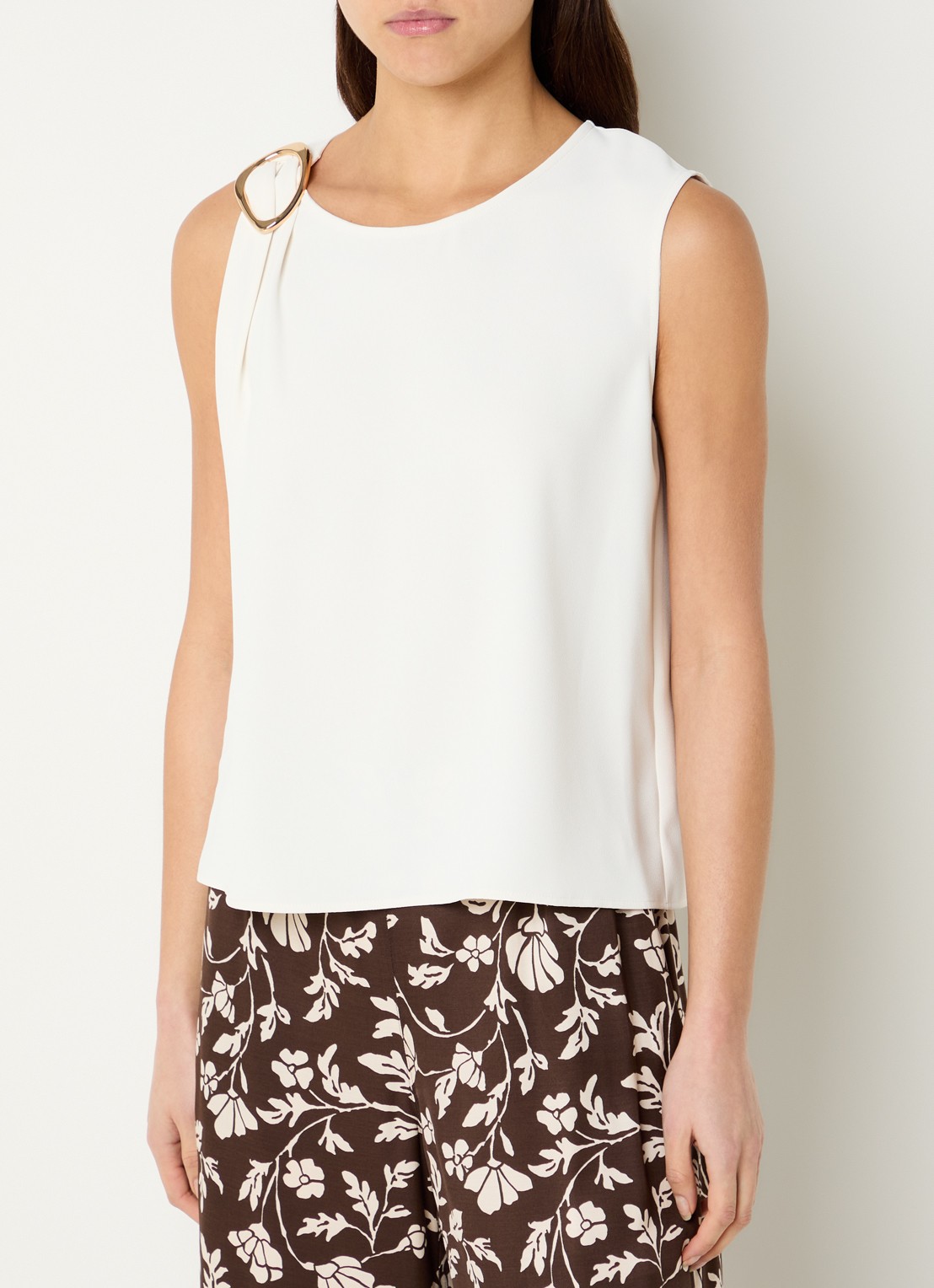 Pennyblack Tondo top met sierknoop - detail 2 ivoor