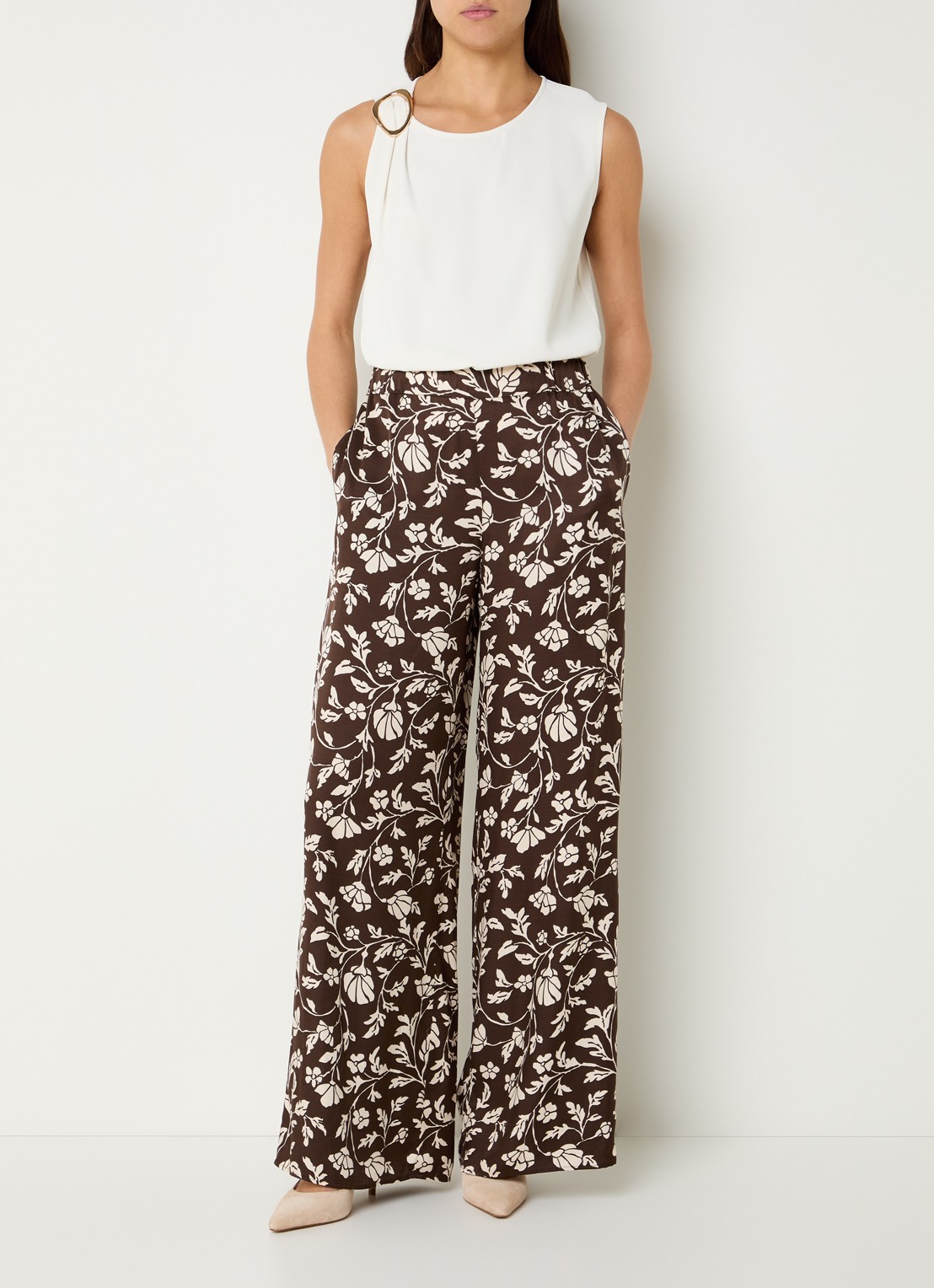 Pennyblack Utilita high waist wide fit broek van satijn met print  - voorkant 2 bruin