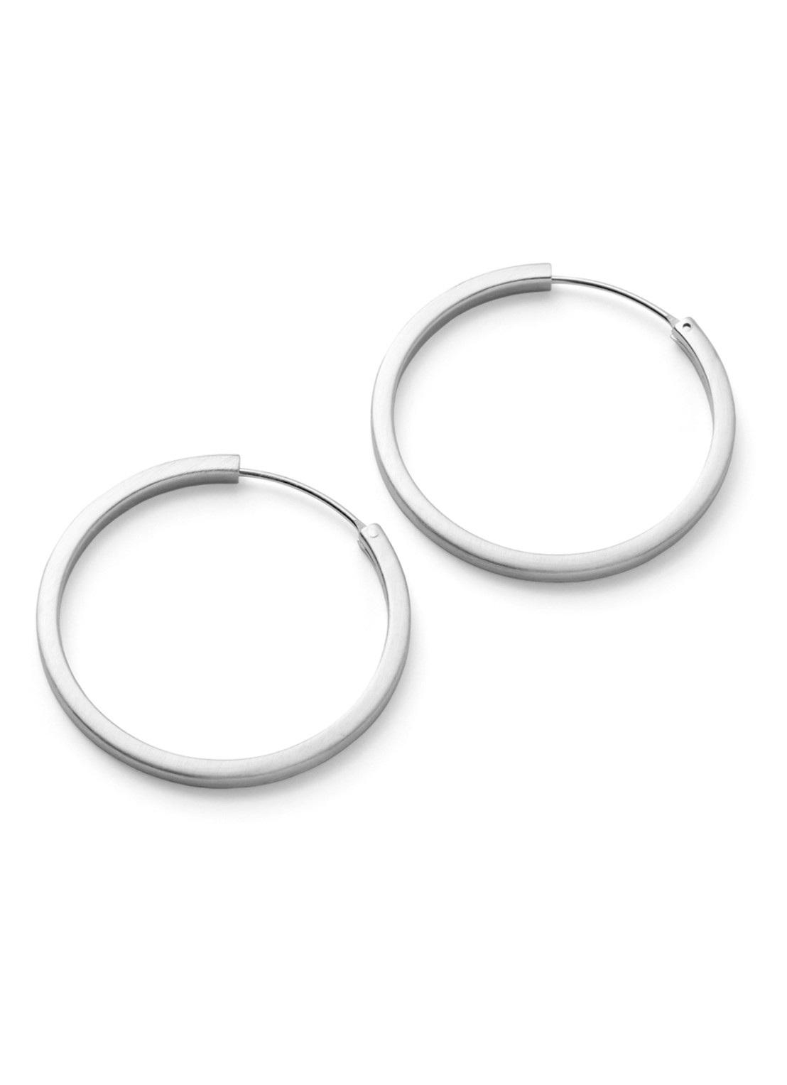 Pernille Corydon Circle Line oorringen  - voorkant zilver