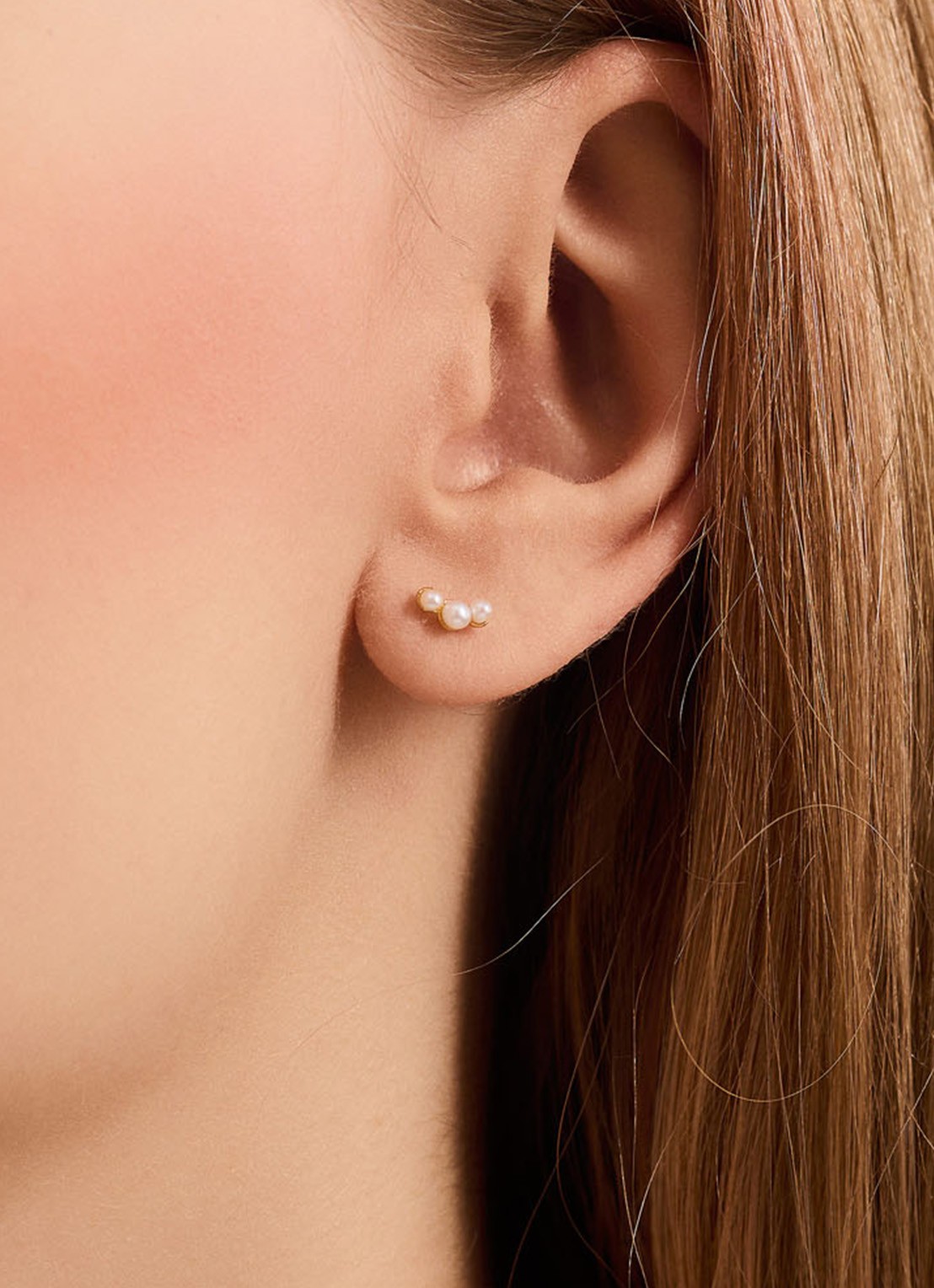 Pernille Corydon Ocean Pearl oorknopjes verguld - voorkant 2 goud