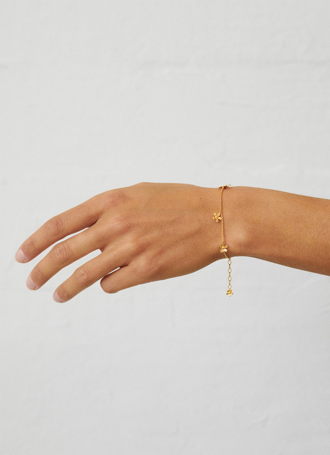 Pernille Corydon Wild Poppy armband verguld - voorkant 2 goud