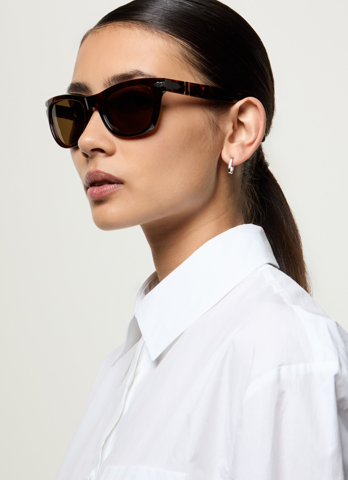 Persol Wayfarer zonnebril gepolariseerd PO0086S - voorkant 3 kastanjebruin