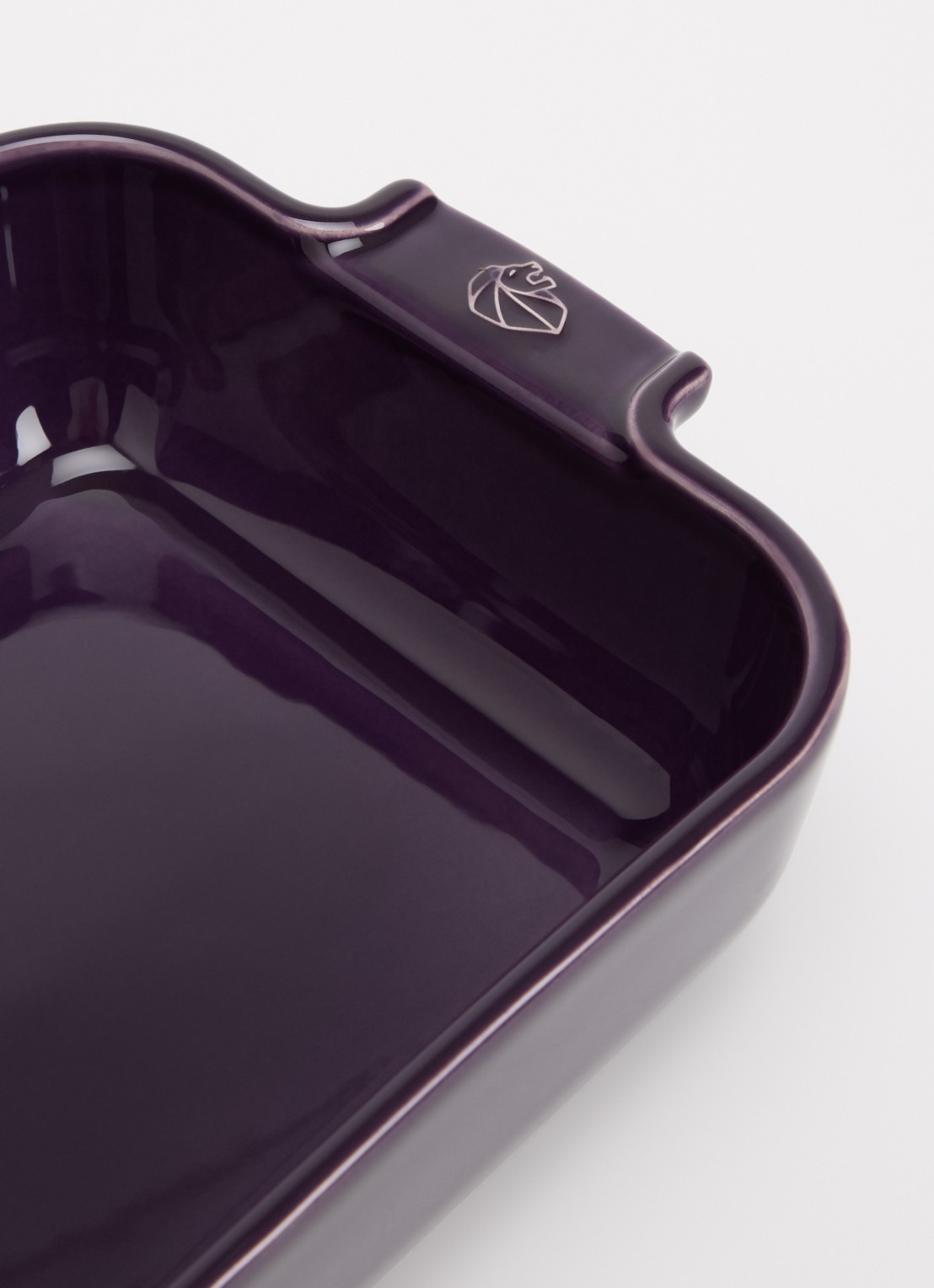 Peugeot Appolia ovenschaal 25 cm - voorkant 2 aubergine