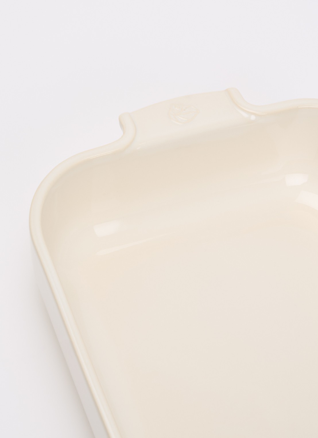 Peugeot Appolia ovenschaal 36 cm - voorkant 2 beige