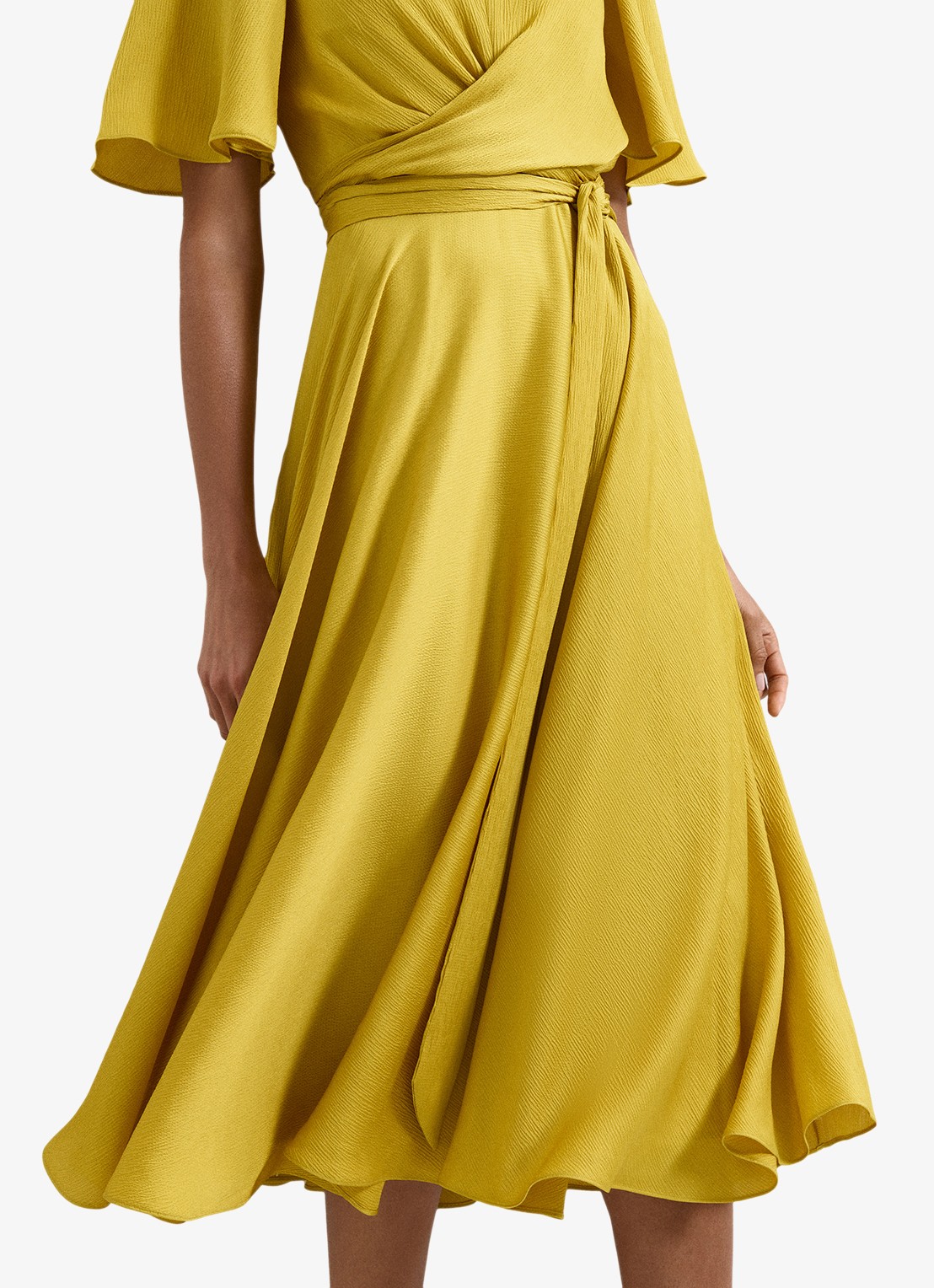 Phase Eight Abbie midi wikkeljurk met V-hals en ceintuur - detail 6 okergeel