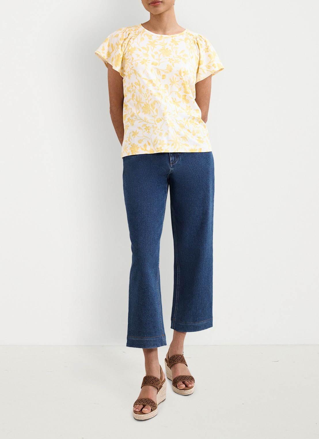 Phase Eight Adeline top met bloemenprint - voorkant 7 geel