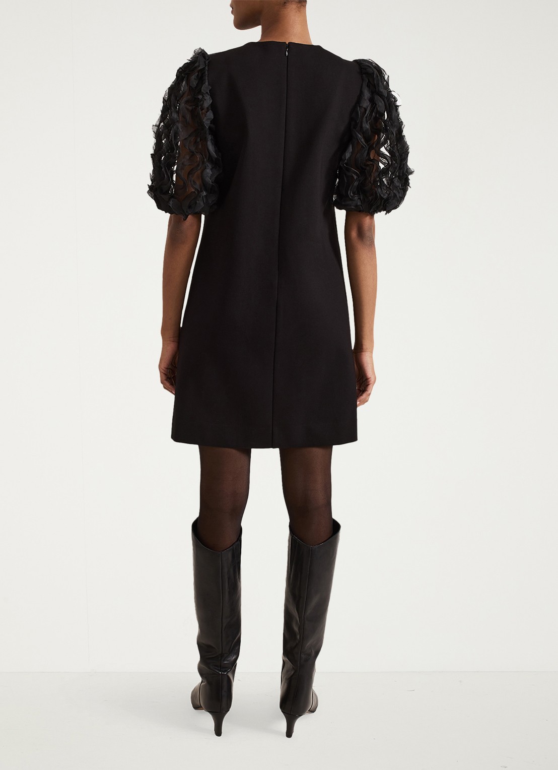Phase Eight Aida mini jurk met pofmouw - achterkant 6 zwart