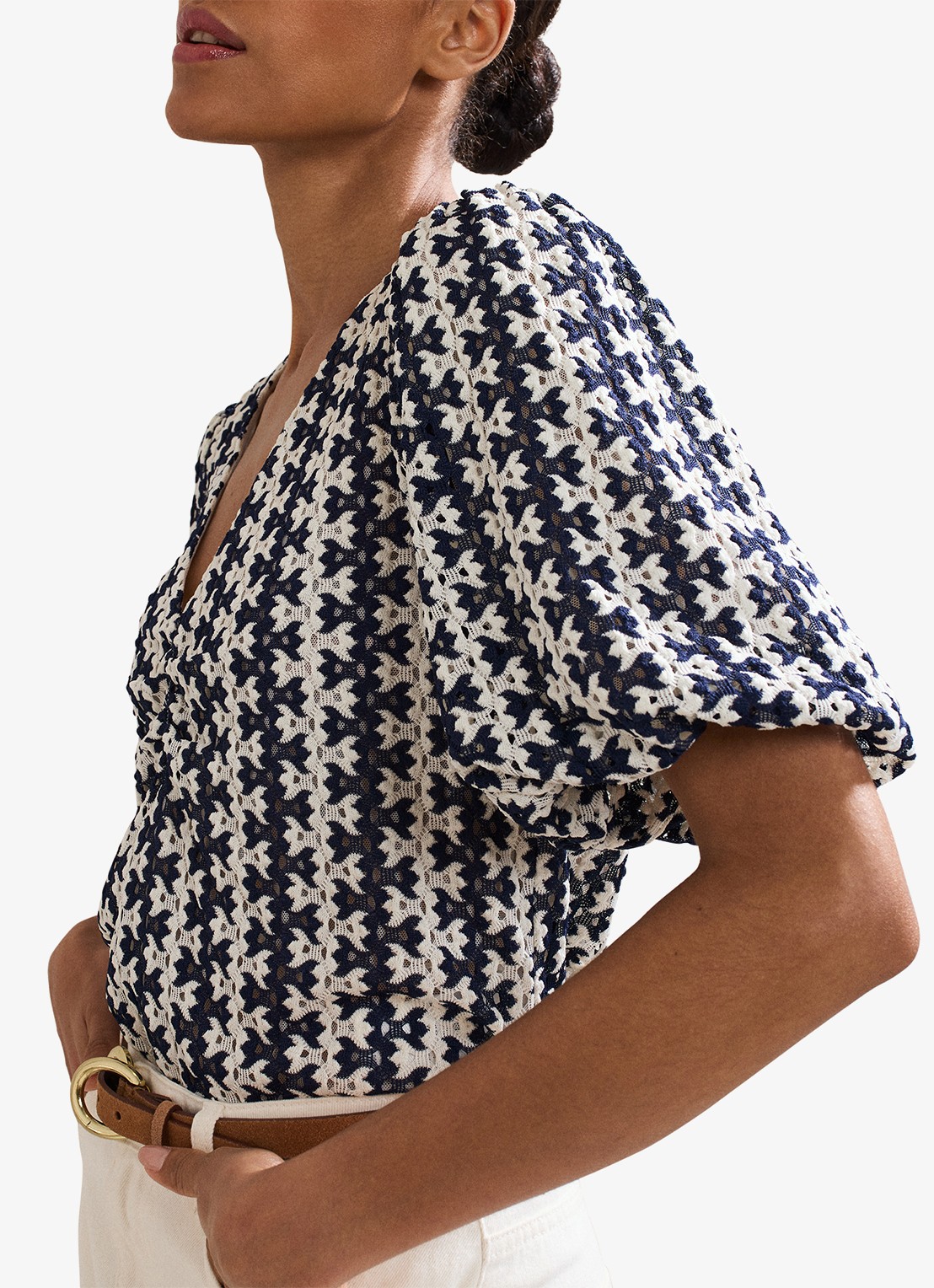 Phase Eight Alba fijngebreide top met ballonmouw - detail 4 donkerblauw