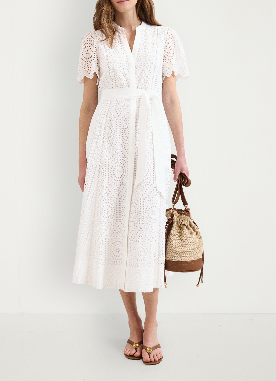 Phase Eight Aletta midi blousejurk met broderie en strikceintuur  - voorkant 3 wit