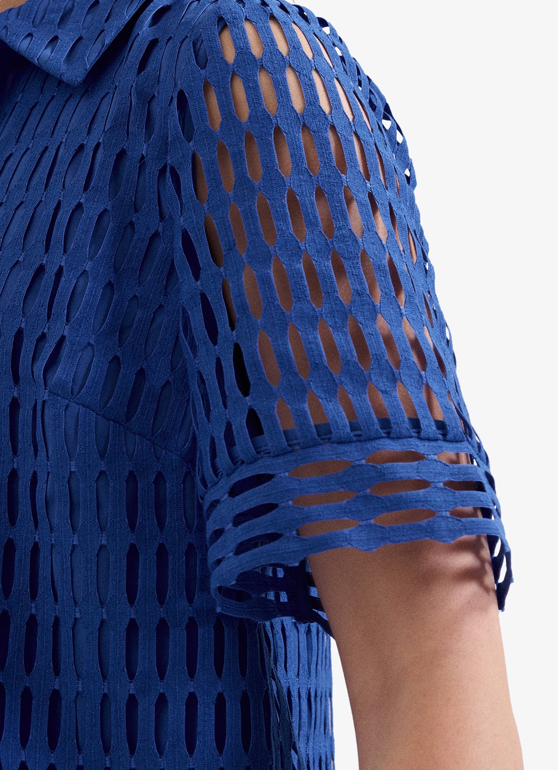 Phase Eight Alina mini jurk met opengewerkt dessin - detail 4 blauw