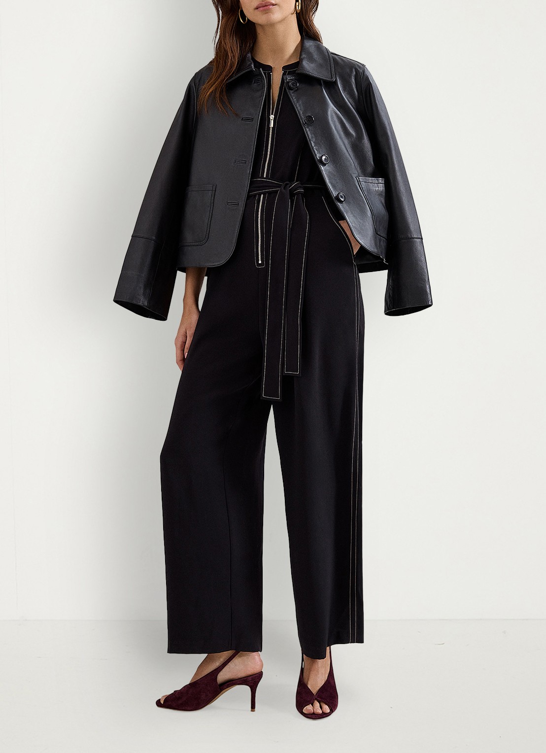 Phase Eight Alix wide fit jumpsuit met strikceintuur - detail 7 zwart