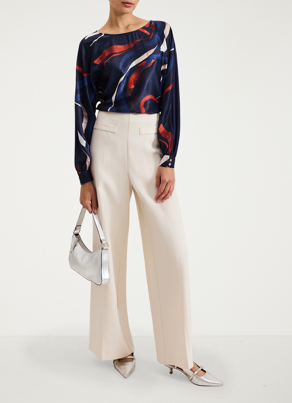 Phase Eight Alora top met print - voorkant 2 donkerblauw