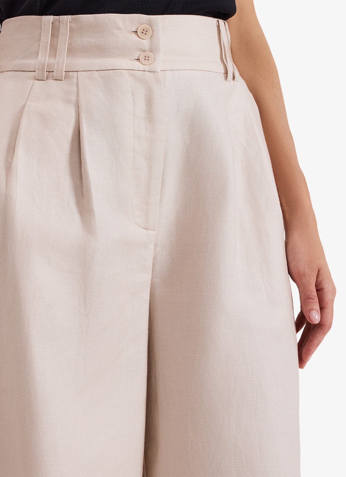 Phase Eight Amble mid waist wide fit pantalon met steekzakken - detail 3 creme