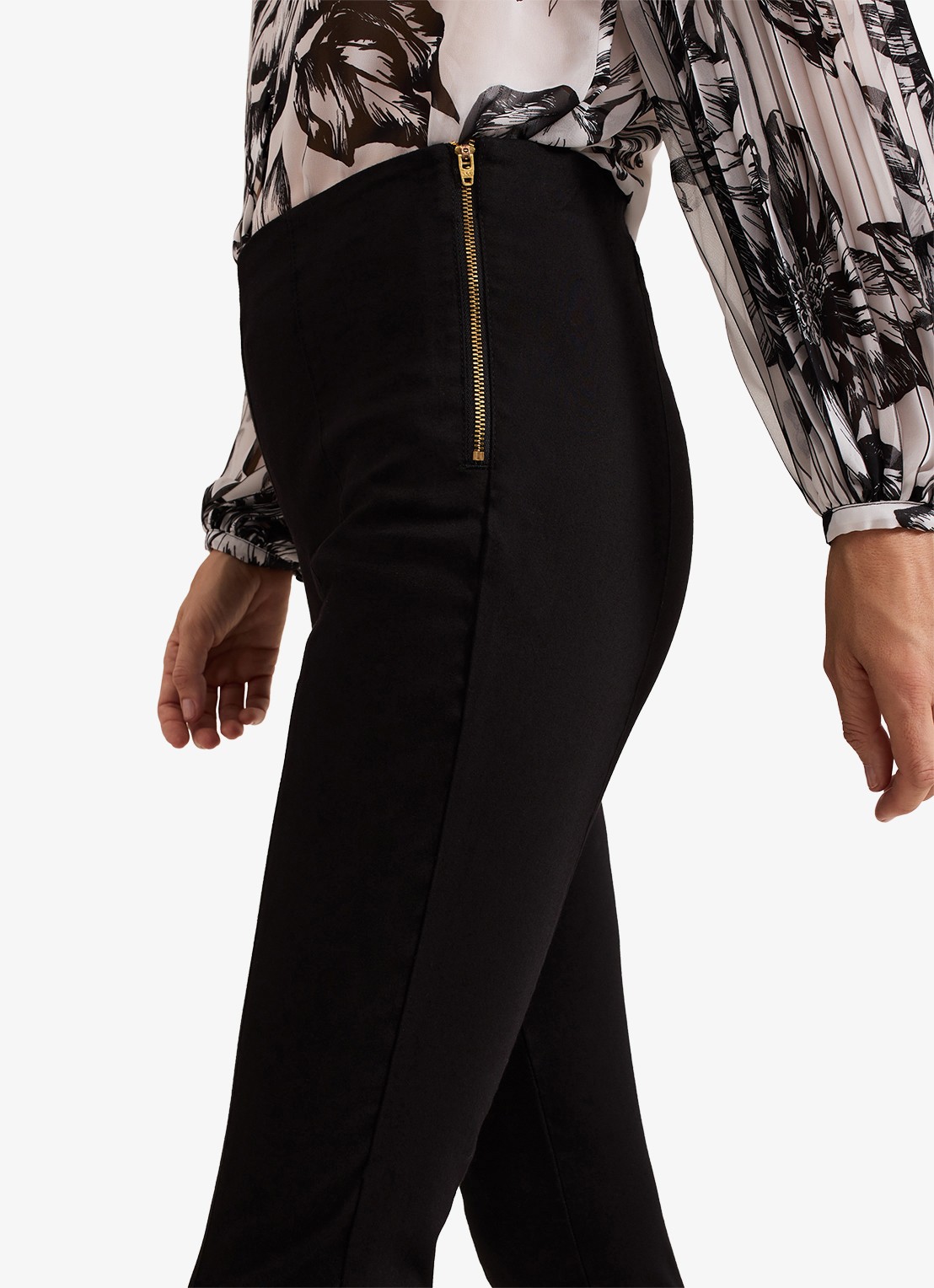 Phase Eight Amina mid waist cropped skinny fit broek persplooi - detail 7 zwart