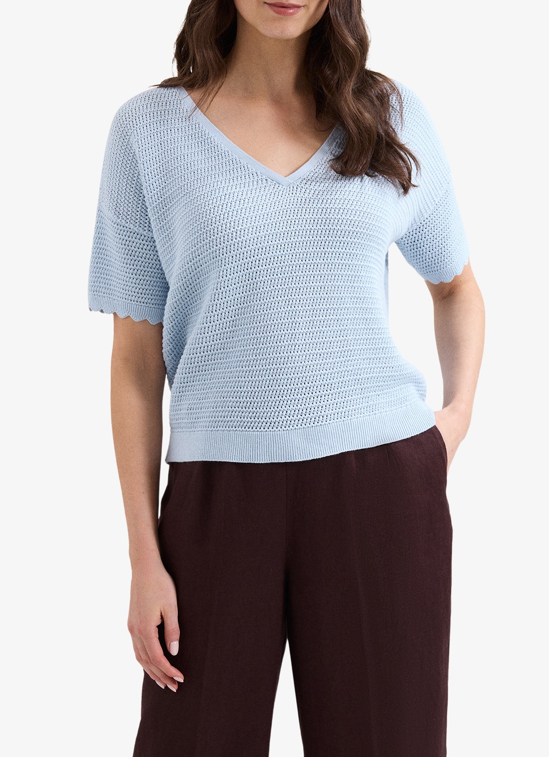 Phase Eight Amira grofgebreide top met V-hals - detail 4 lichtblauw