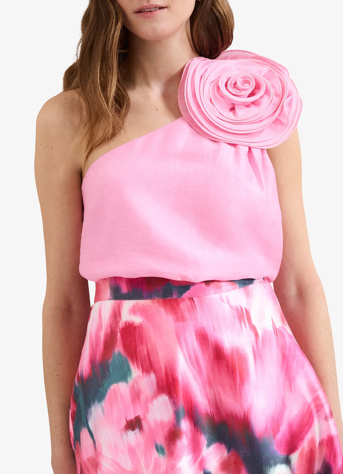 Phase Eight Angelina top in linnenblend met asymmetrische hals - detail 3 roze