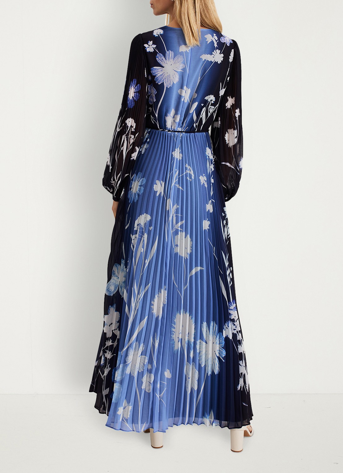 Phase Eight Annie maxi jurk met bloemenprint - voorkant 7 donkerblauw