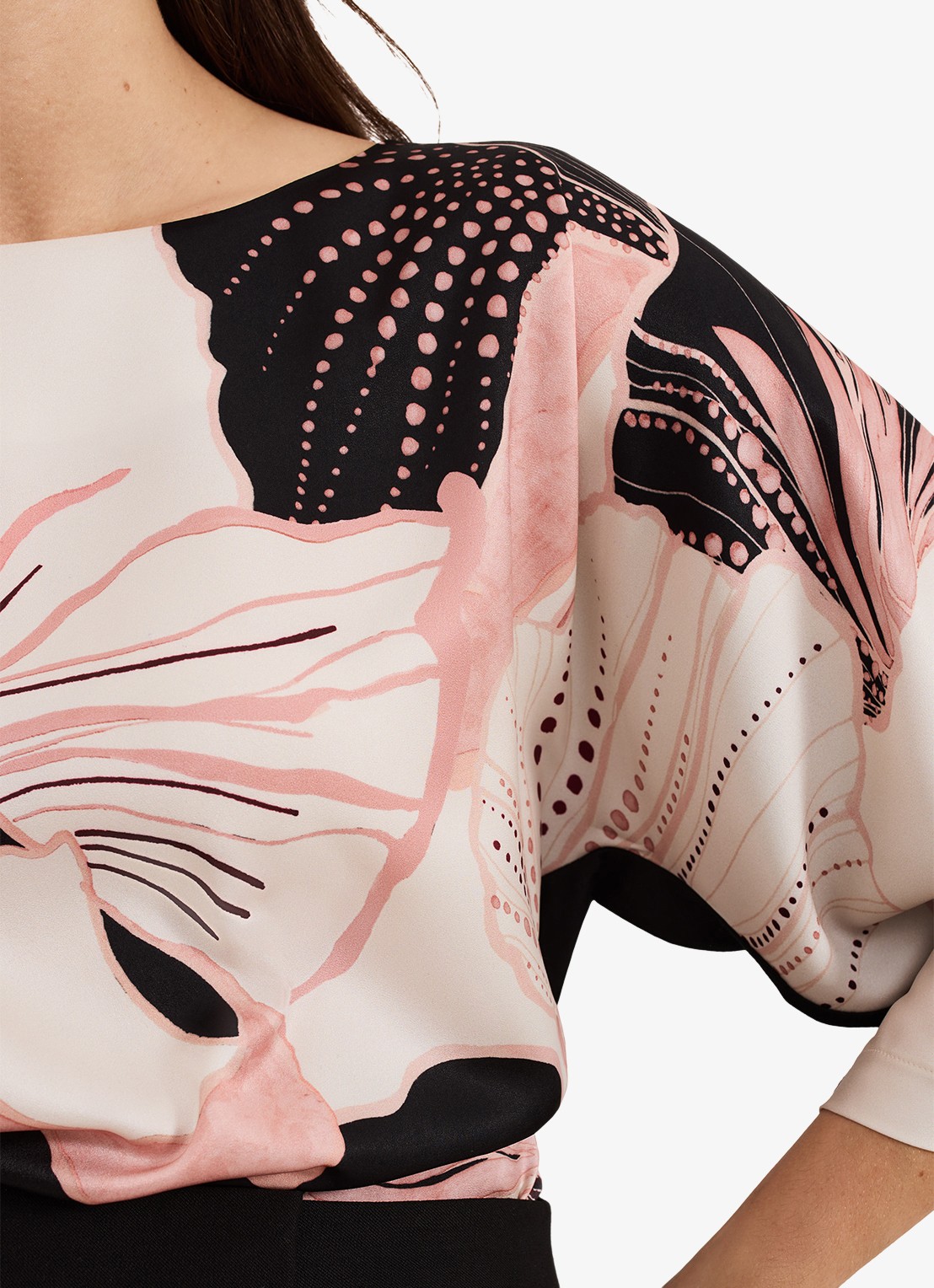 Phase Eight Antonia top met bloemenprint - detail 2 zwart