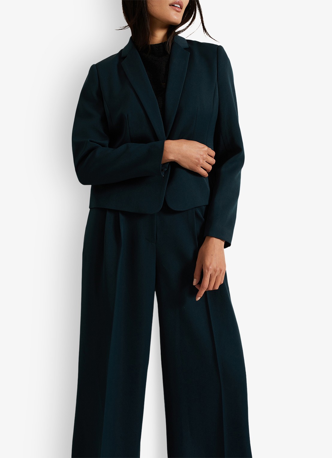 Phase Eight Arabella cropped blazer met paspelzakken - detail 4 groen