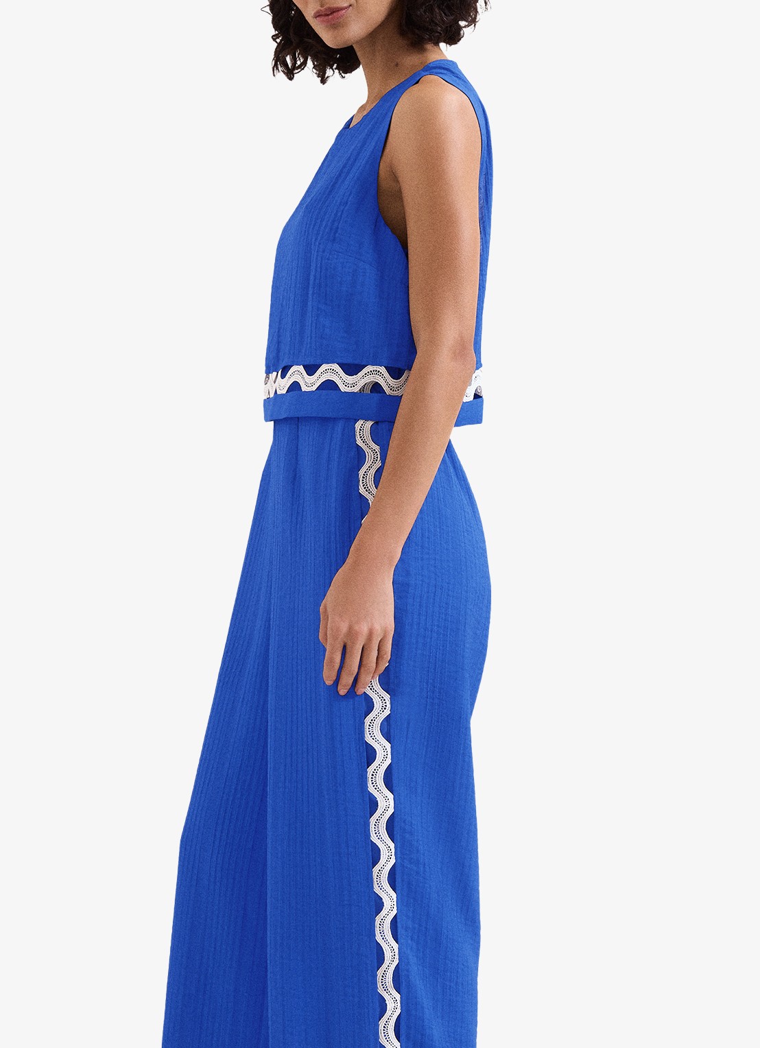 Phase Eight Aubrey wide fit jumpsuit met borduring - detail 3 blauw
