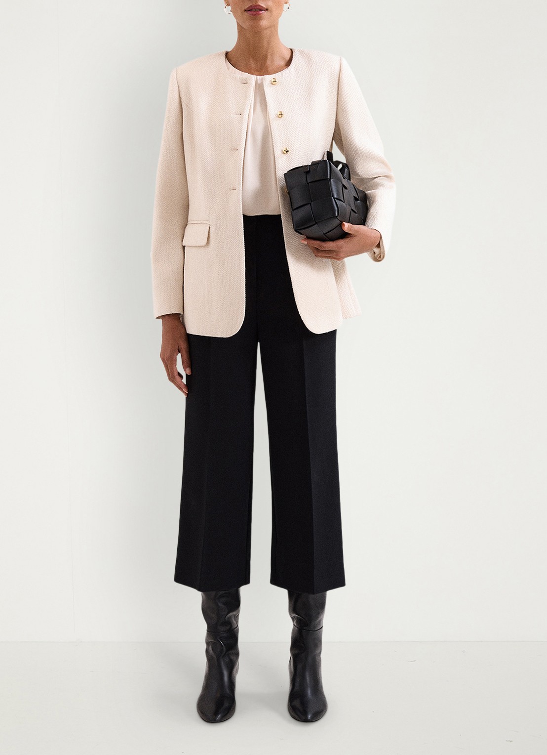 Phase Eight Aubrielle cropped high waist wide fit culotte met steekzakken - detail 4 zwart
