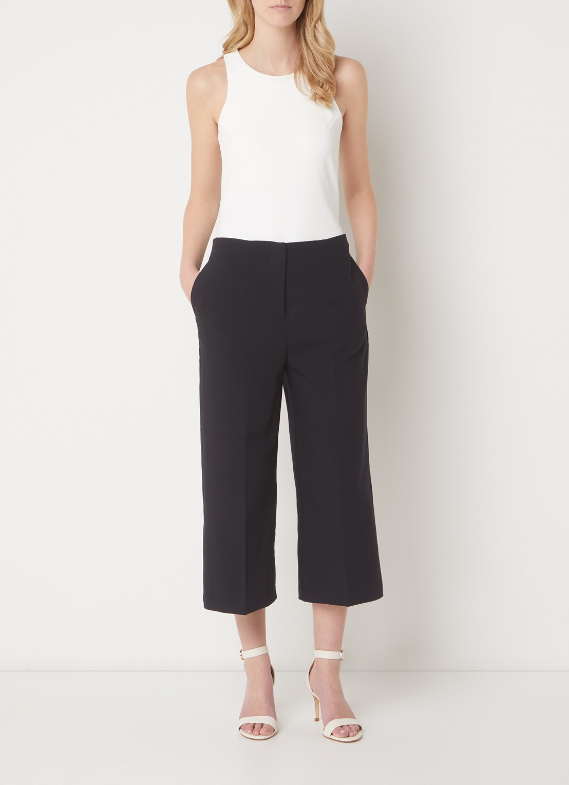 Phase Eight Aubrielle high waist cropped loose fit pantalon met steekzakken - voorkant 3 donkerblauw