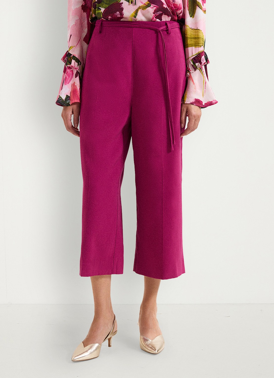Phase Eight Aubrietta high waist loose fit culotte met strikceintuur - voorkant 5 donkerroze