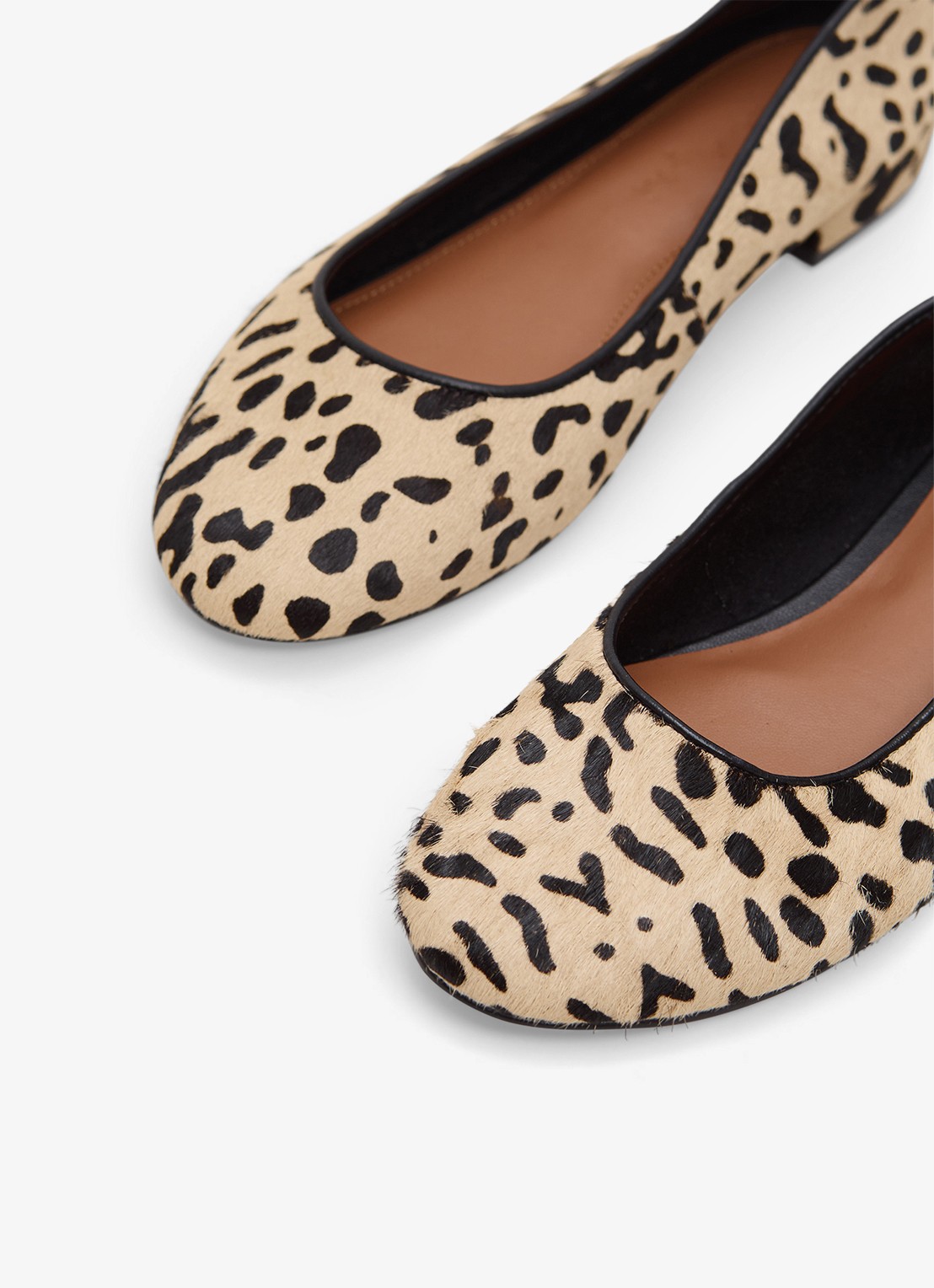 Phase Eight Ballerina van leer met panterprint - detail 7 bruin