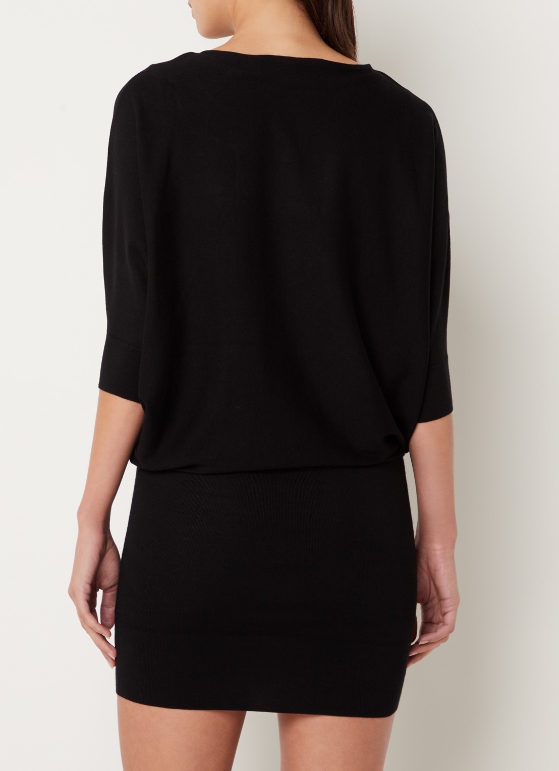 Phase Eight Becca mini jurk met vleermuismouwen - achterkant zwart