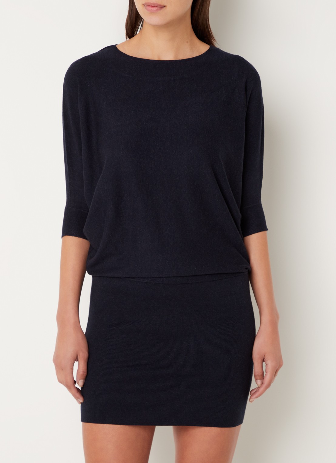 Phase Eight Becca mini jurk met vleermuismouwen  - detail 8 donkerblauw