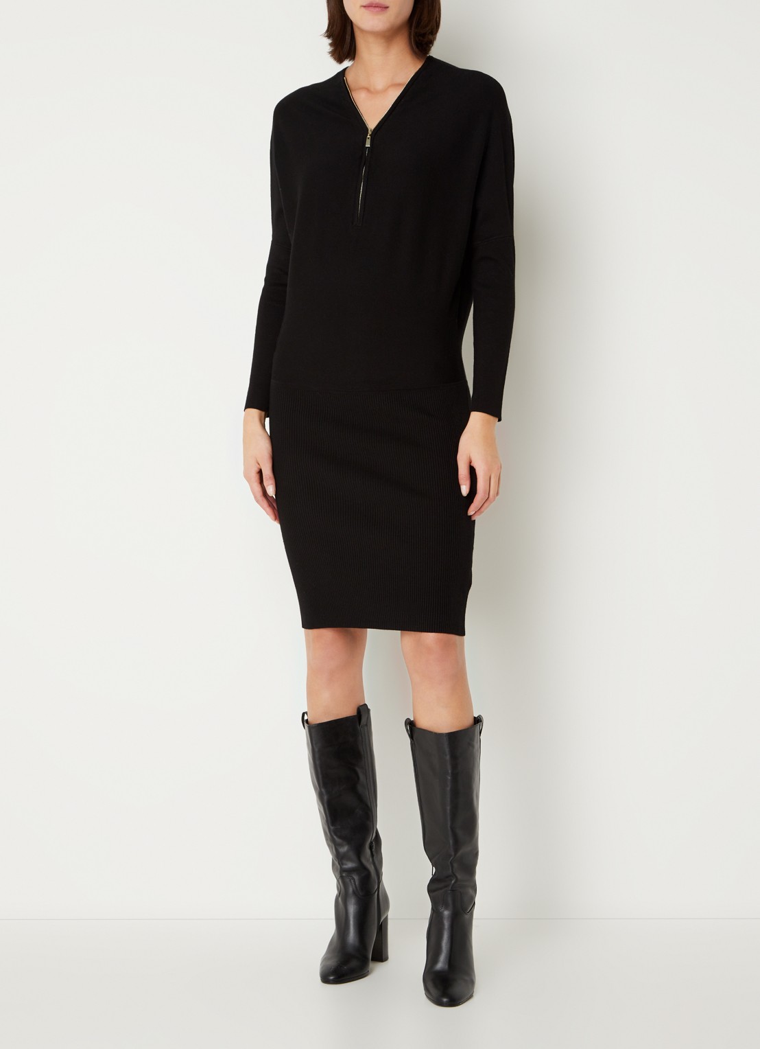 Phase Eight Becca Zip Neck Dress Black 08 - detail 2 zwart
