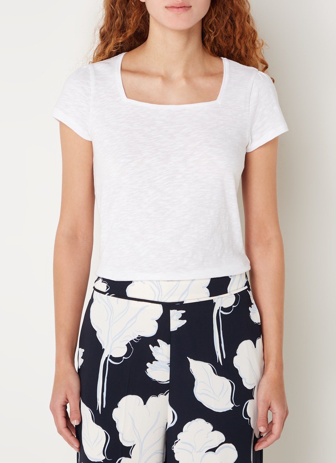 Phase Eight Bella T-shirt met stretch - detail 2 wit