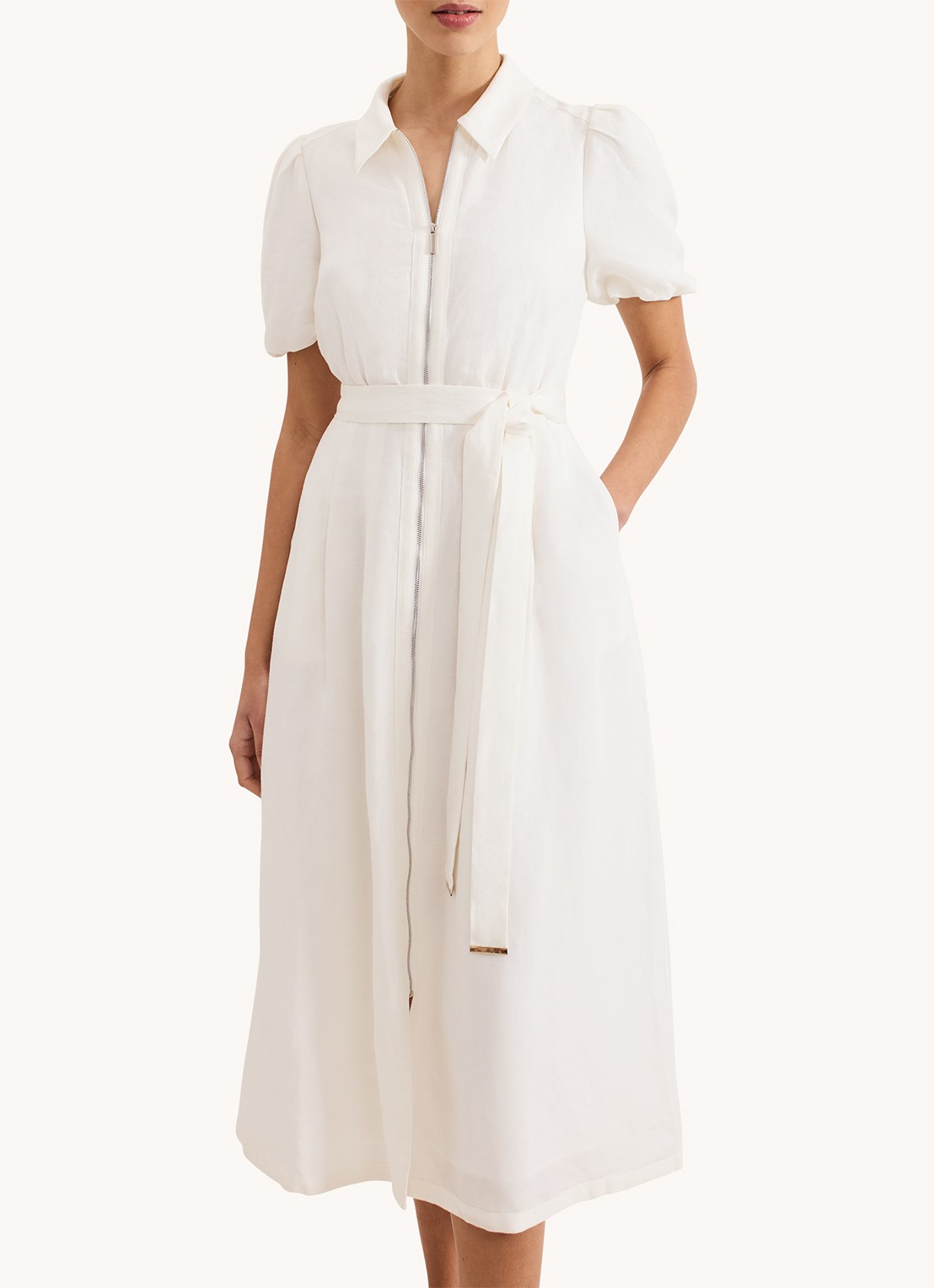Phase Eight Betsie midi blousejurk met strikceintuur - detail 3 wit