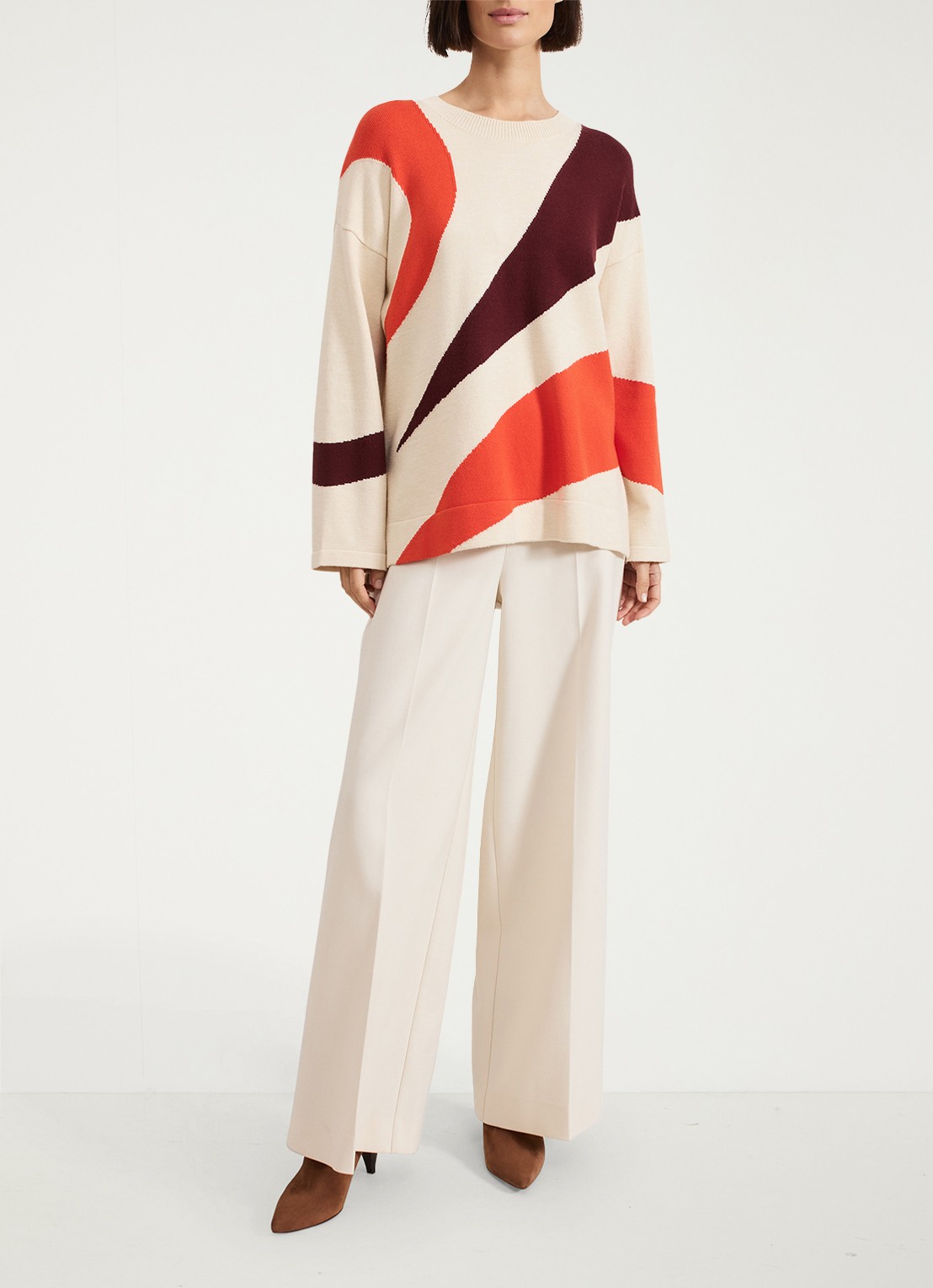 Phase Eight Bettie fijngebreide trui met colour blocking - voorkant 2 creme