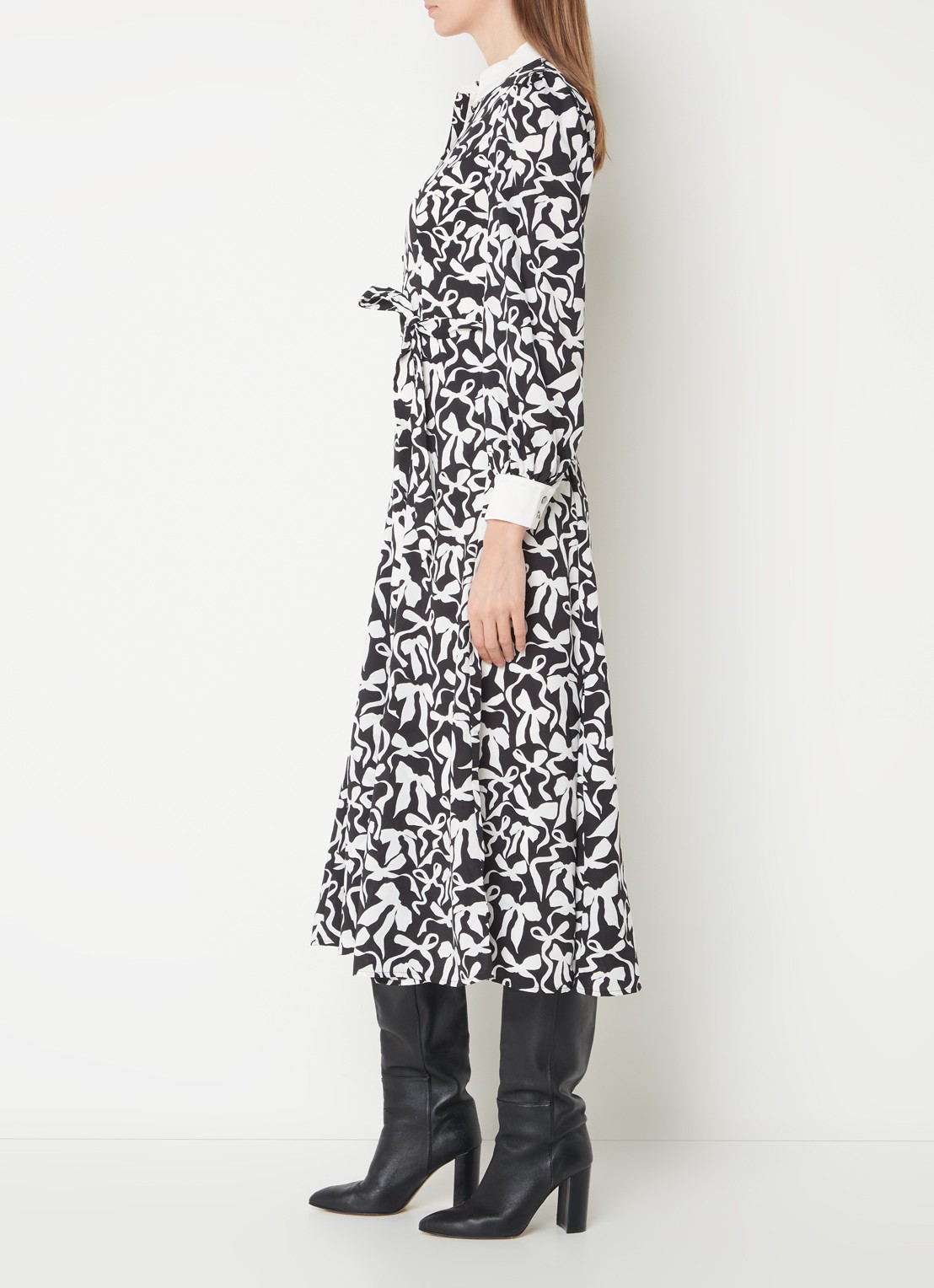Phase Eight Bonnie midi blousejurk met print en strikceintuur  - voorkant 3 zwart