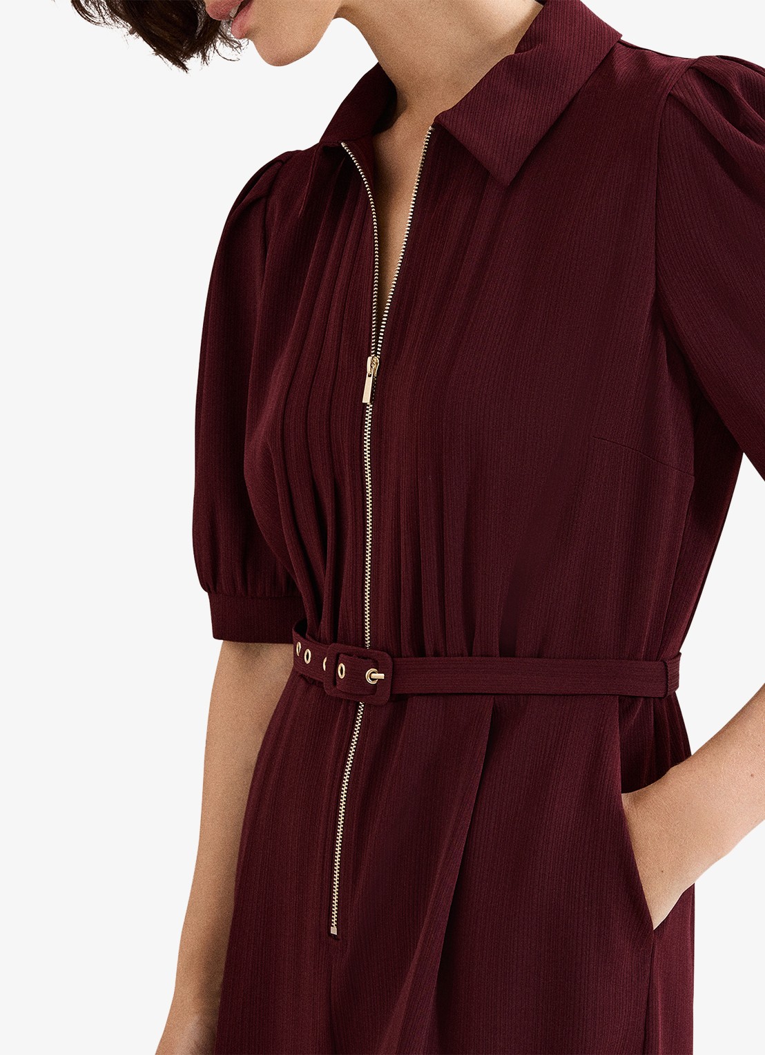 Phase Eight Candice jumpsuit met pofmouw - detail 4 bordeauxrood