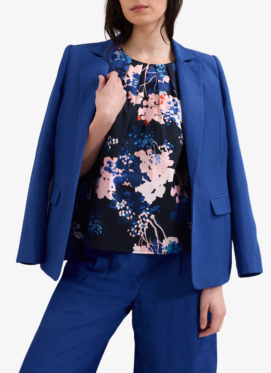 Phase Eight Caris blouse met bloemenprint - detail 3 donkerblauw