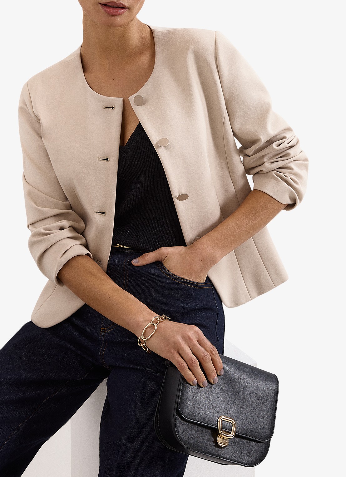 Phase Eight Carla jack met ronde hals - detail 5 creme