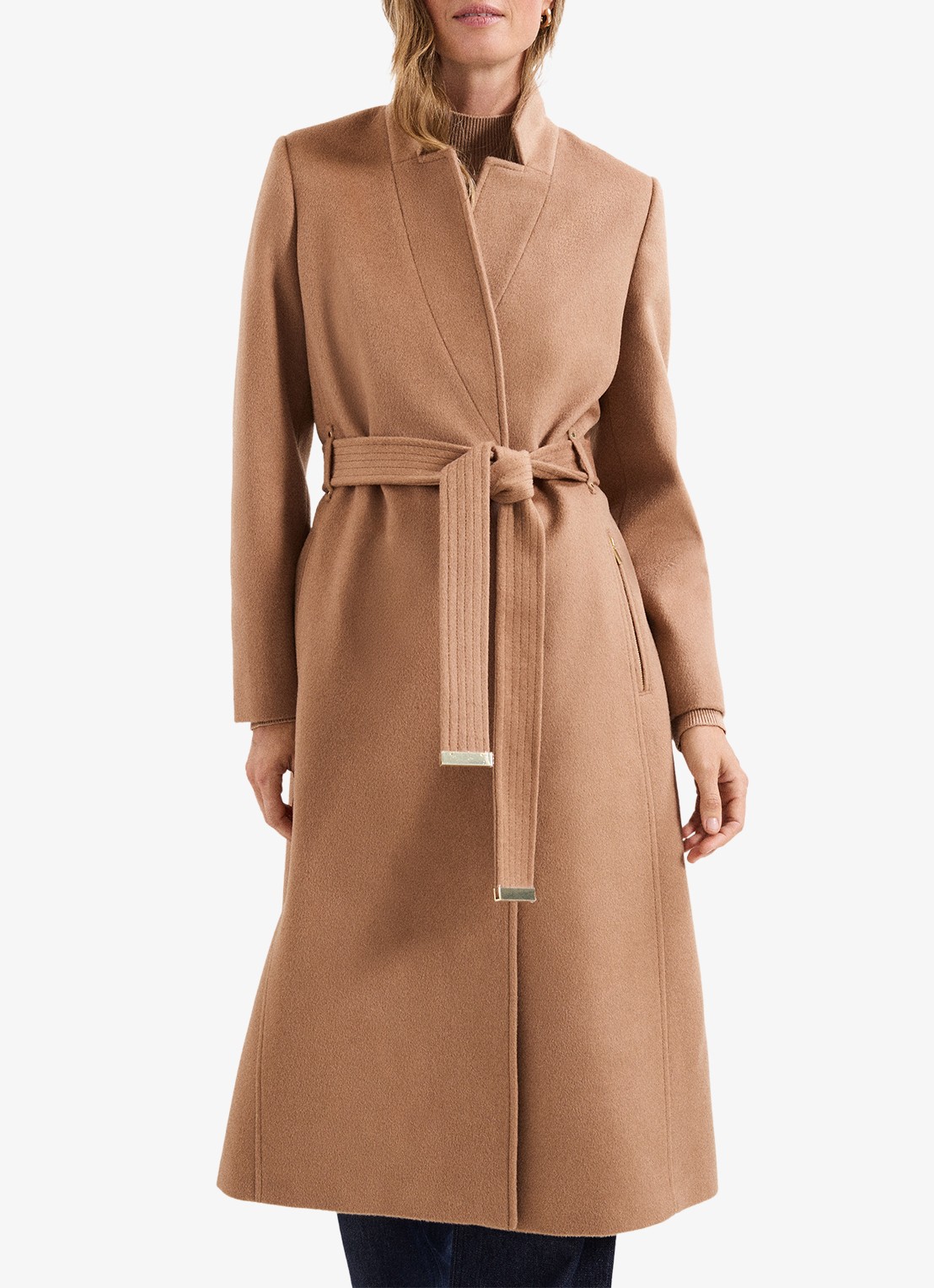 Phase Eight Charlotte mantel in wolblend met strikceintuur - detail camel