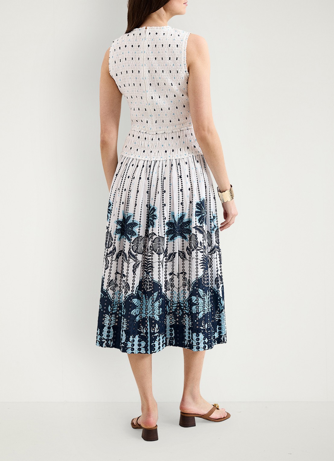 Phase Eight Chiara midi jurk met print en smockwerk - achterkant wit