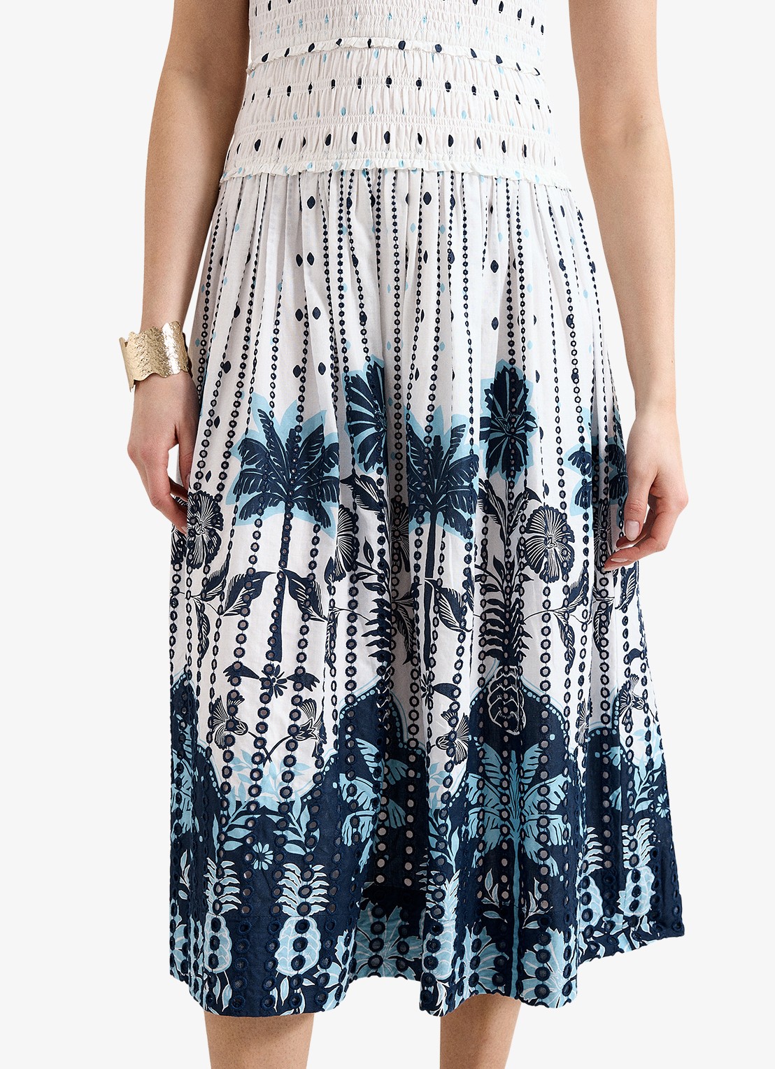 Phase Eight Chiara midi jurk met print en smockwerk - detail 6 wit